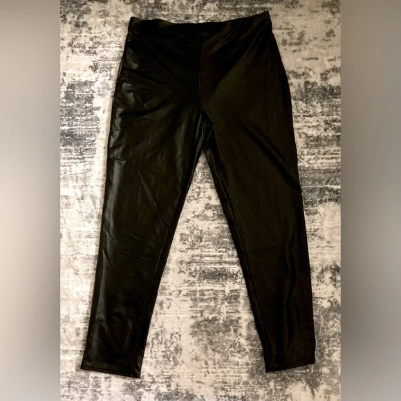 Back high-waisted PU leather leggings in size XL - Picture 8 of 8